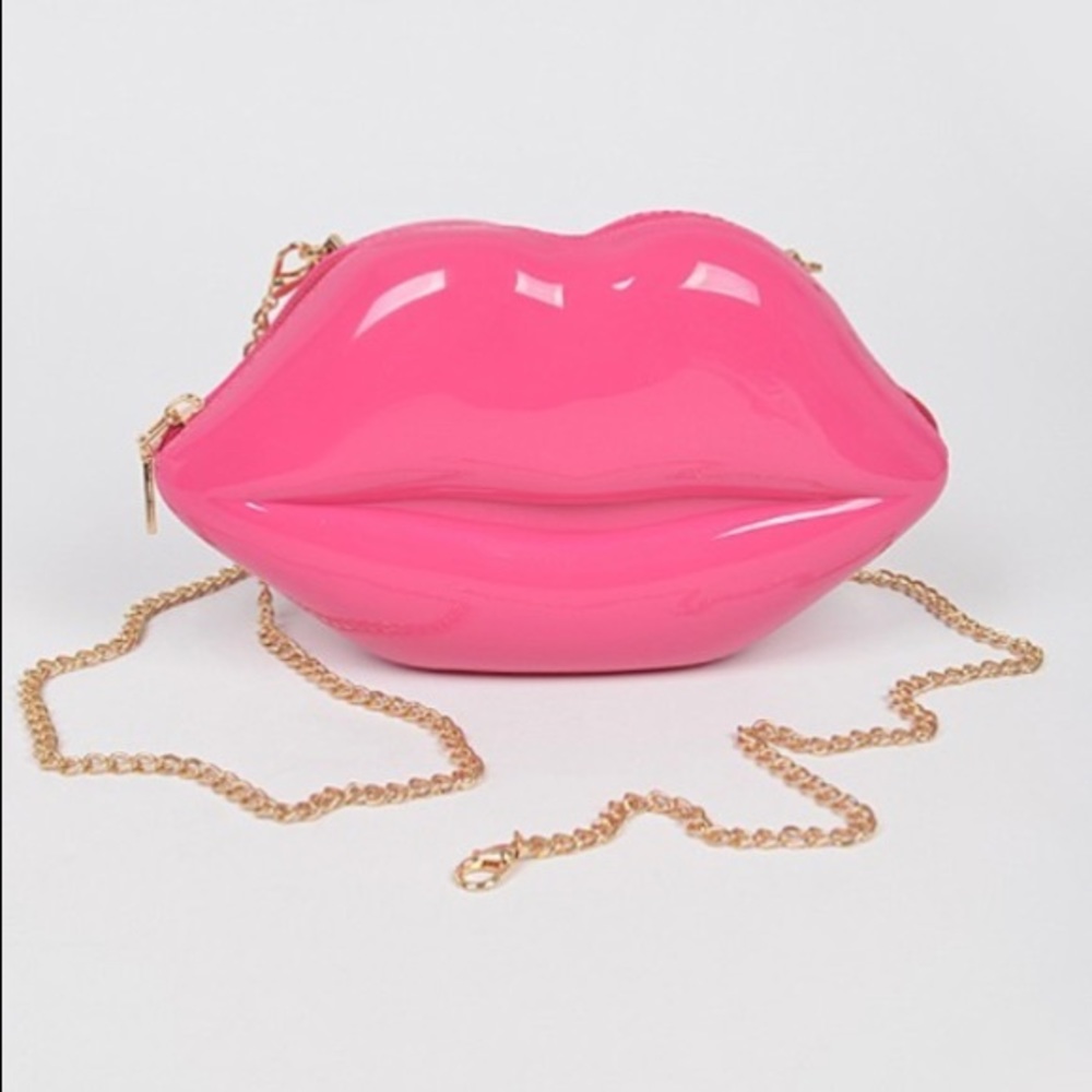 Pink lips crossbody